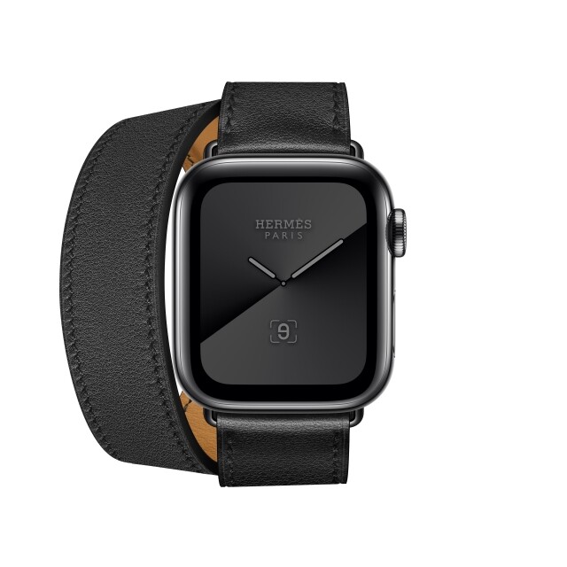 新登場的有 Apple Watch Hermès 太空黑不鏽鋼錶殼配 Double Tour 錶帶款式。
