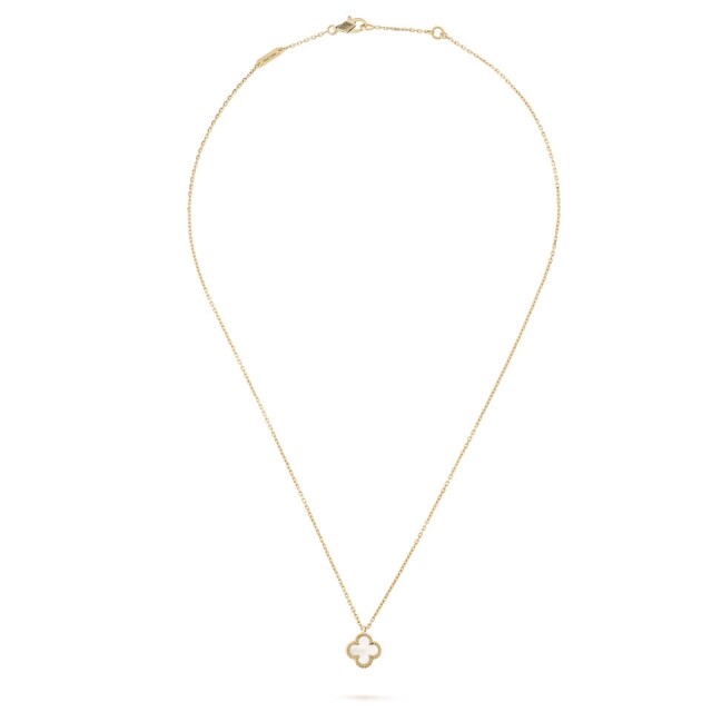Van Cleef & Arpels Sweet Alhambra 系列黃金鑲白色珍珠母貝頸鏈