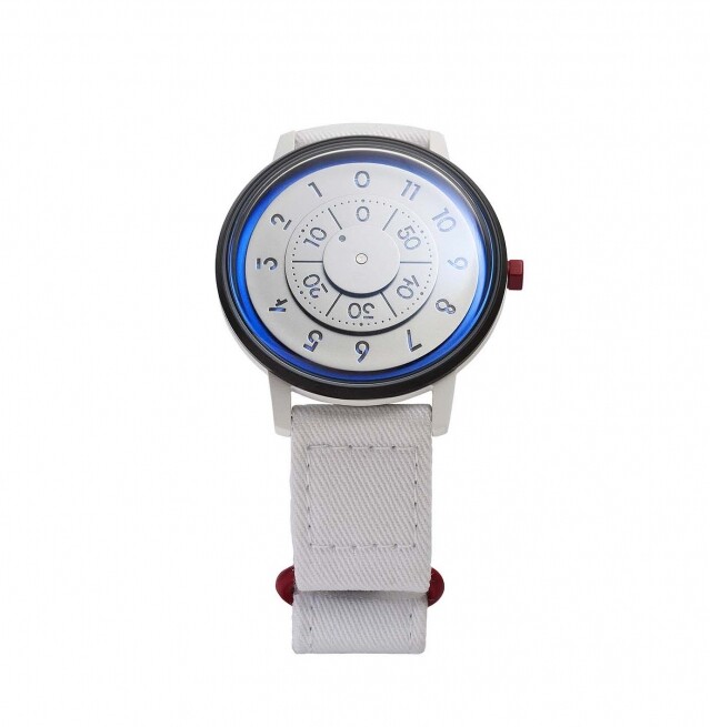 Anicorn Watches「一舉成名」的 Anicorn Watches X Nasa 60 周年限量版腕錶。