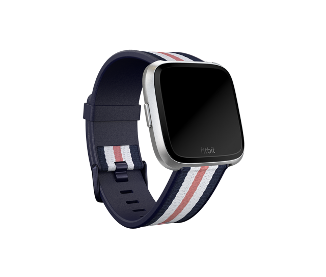 Fitbit Versa 智能手錶內置有光學心率監測器，用家可以知道自己的心跳狀況。