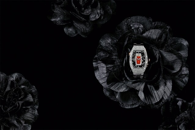 Richard Mille RM 037 全鑲鑽鏤空紅金自動上鏈女士腕錶，配搭白金錶鏈。