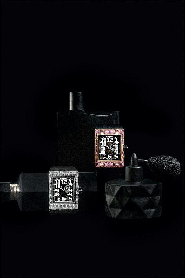 Richard Mille RM 016 錶圈鑲粉紅寶石鏤空紅金自動上鏈超薄腕錶；Richard Mille RM 016 錶圈鑲鑽鏤空白金自動上鏈超薄錶。