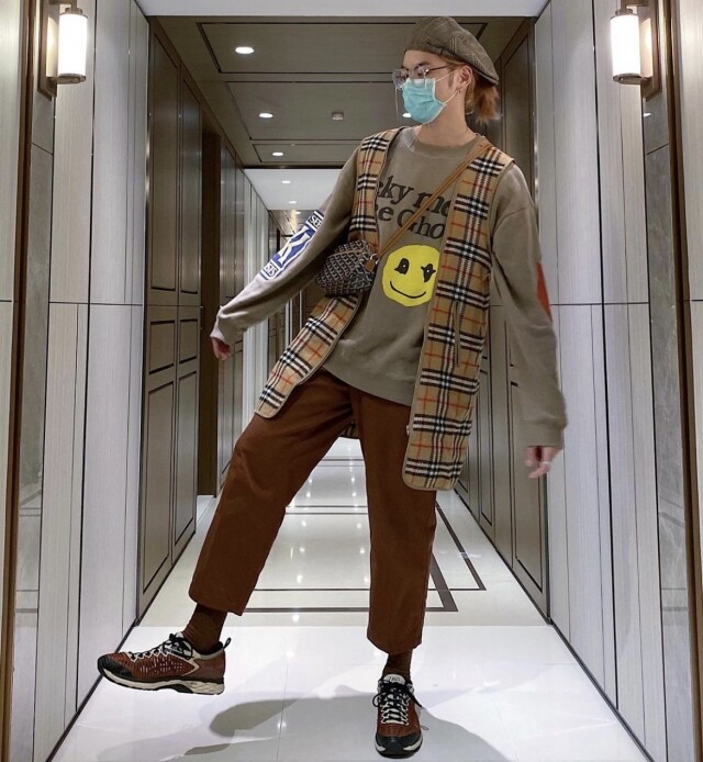 人生就是追求一個擁有很多手袋的男朋友!193 郭嘉駿「女友共享款」手袋逐 人生就是追求一個擁有很多手袋的男朋友!193 郭嘉駿「女友共享款」手袋逐