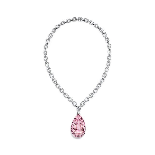 Tiffany & Co. 的摩根石珠寶款式