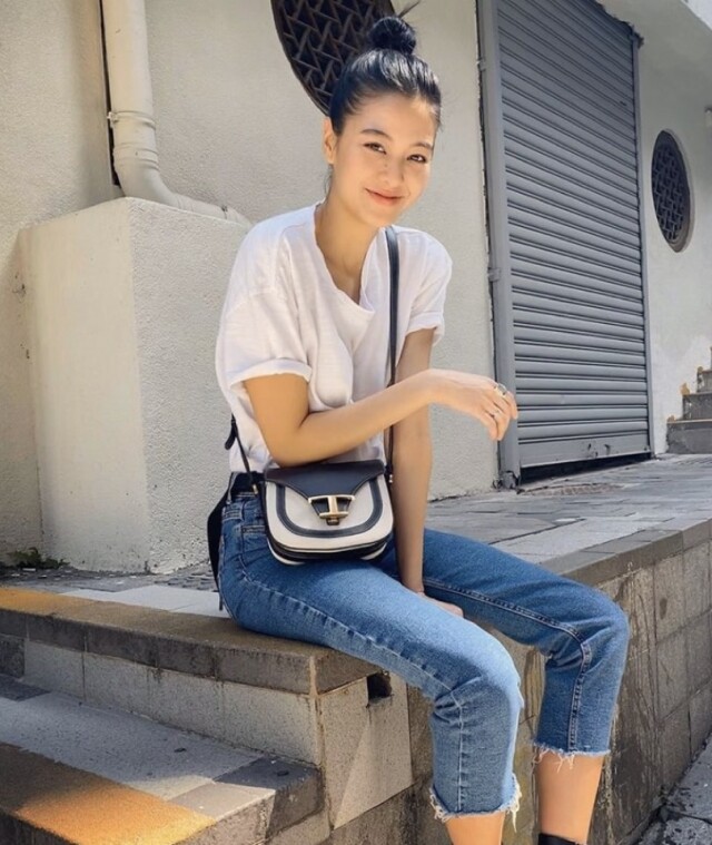 Amy Lo 愛 Tod’s Crossbody Bag