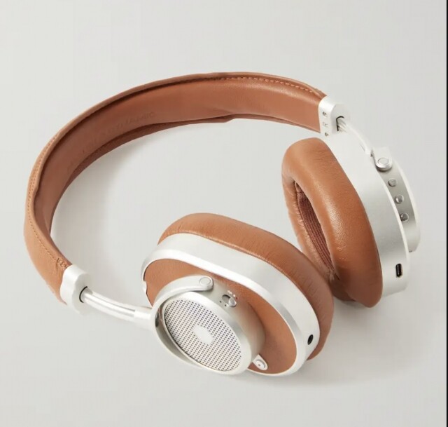 Master & Dynamic 無線耳機 (from MR PORTER)約$ 3,961 Master & Dynamic 無線耳機 (from MR PORTER)約$ 3,961