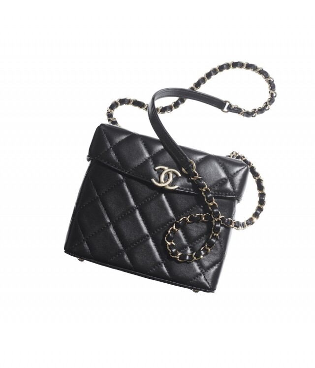 Chanel 小羊皮小號晚宴包 $34,800 Chanel 小羊皮小號晚宴包 $34,800