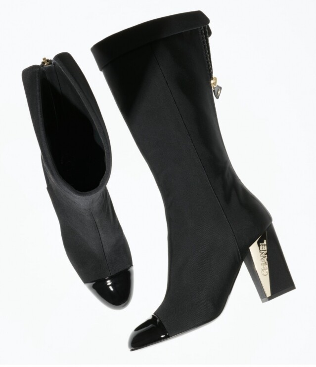 Chanel 黑色長靴 $16,000