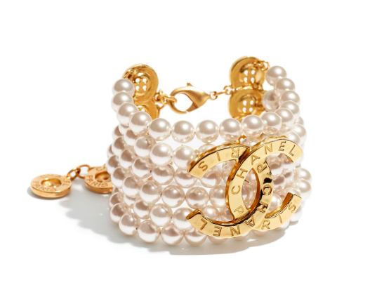 Chanel 綴玻璃珍珠、晶石金屬串珠手鍊 $11,700