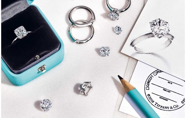 Tiffany & Co. 婚戒令不少女生趨之若鶩，品牌亦推出免費戒指個人化計劃