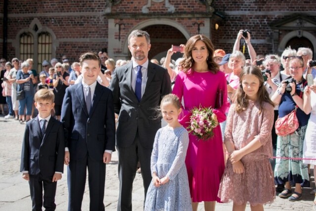 丹麥王儲妃瑪麗與丈夫丹麥王儲弗雷德里克結婚 16 年一直恩愛非常