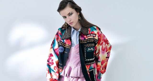 THE NEW YOUTHQUAKE STYLE! 時尚女性新名詞！