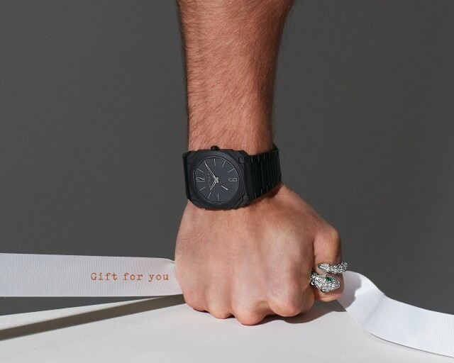 Bvlgari 黑色噴砂陶瓷 Octo Finissimo Automatic 自動腕錶