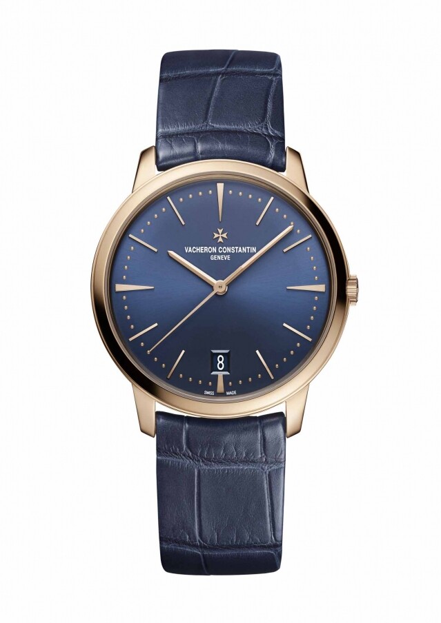 Vacheron Constantin Patrimony 自動上鏈腕錶，配上深藍色的密西西比鱷魚皮錶帶設計。