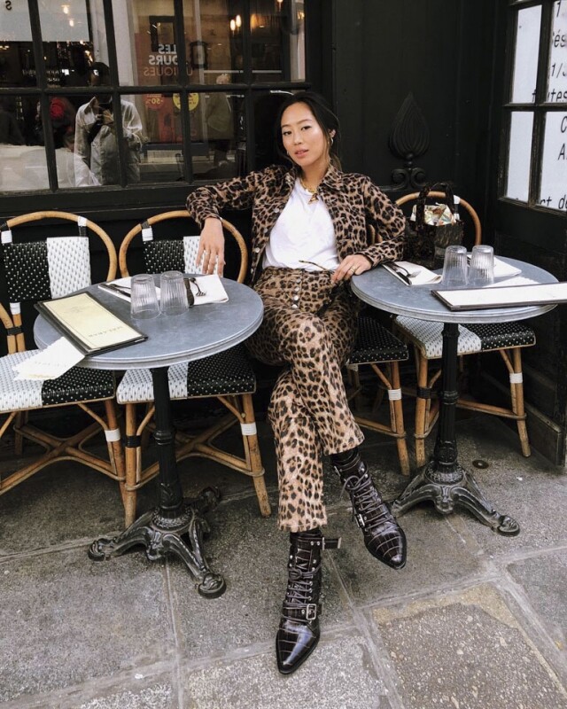 時尚博客 Aimee song 以全身豹紋戰衣配淨色短靴 時尚博客 Aimee song 以全身豹紋戰衣配淨色短靴