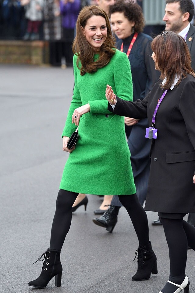 Eponine London 綠色連身裙、LK Bennett 粗跟 ankle boots