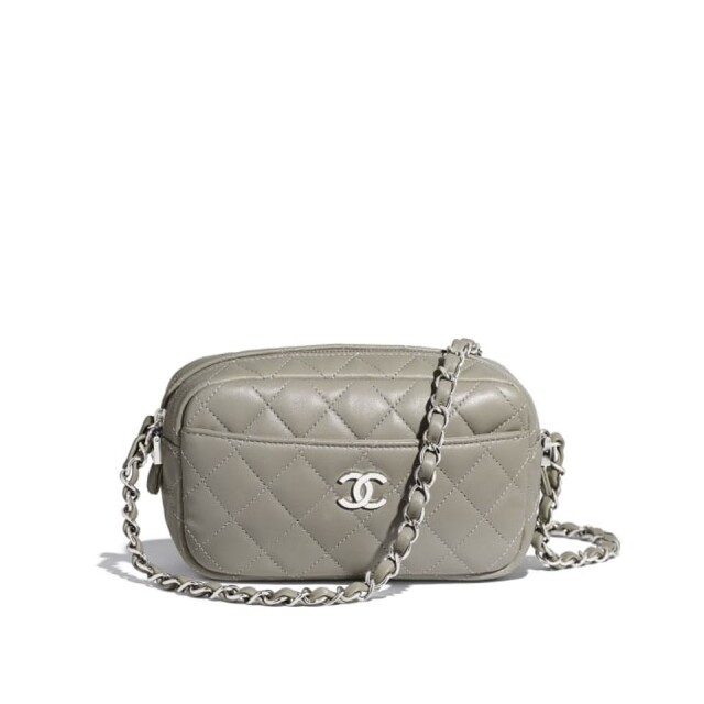 2019 Chanel 手袋推薦 19: Chanel 灰色相機袋