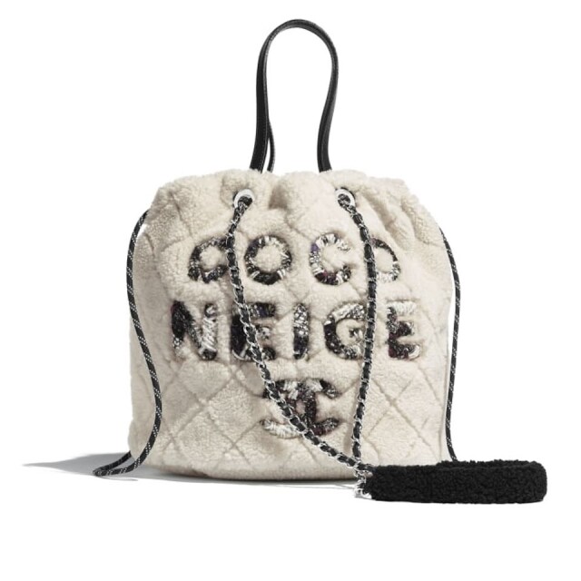 2019 Chanel 手袋推薦 23: Chanel 綴毛手袋 2019 Chanel 手袋推薦 23: Chanel 綴毛手袋