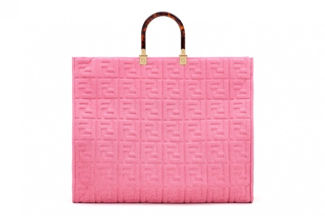 2020 春夏 Fendi 手袋推薦!Baguette 手袋以外還有甚麼值得入手呢? 2020 春夏 Fendi 手袋推薦!Baguette 手袋以外還有甚麼值得入手呢?