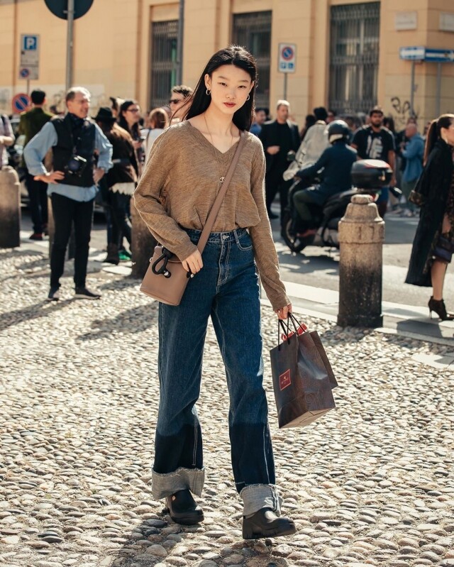 Yoon Young Bae 私下的休閒穿搭 Yoon Young Bae 私下的休閒穿搭