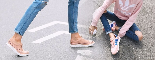 Millennial Pink 粉紅波鞋實在太吸引！Gigi Hadid 也愛不釋手