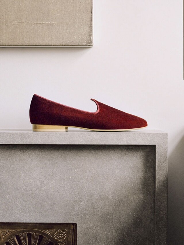 Le Monde Beryl 平底鞋是以威尼斯貢多拉船夫的拖鞋為原型設計