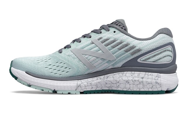 New Balance 高穩定性訓練跑鞋推薦:860v9 New Balance 高穩定性訓練跑鞋推薦:860v9