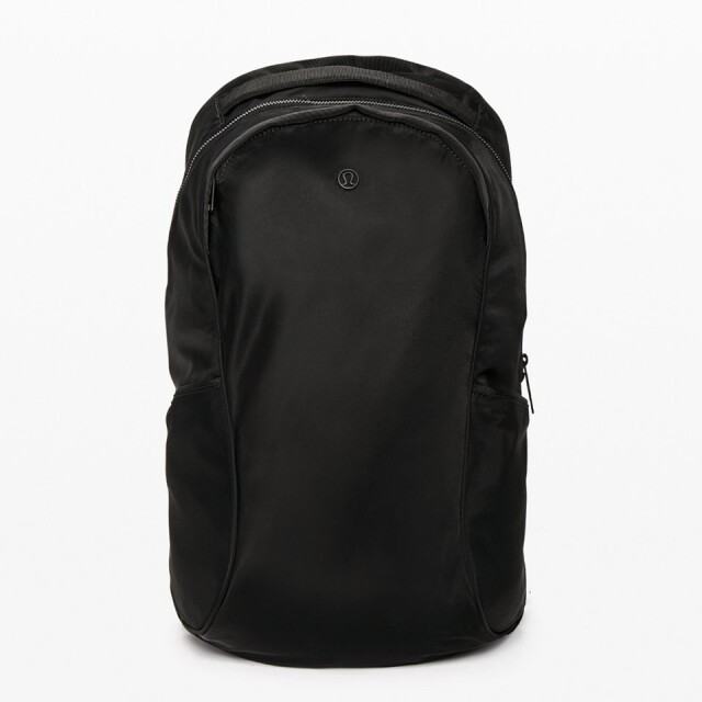 Lululemon Out Of Range 運動背囊