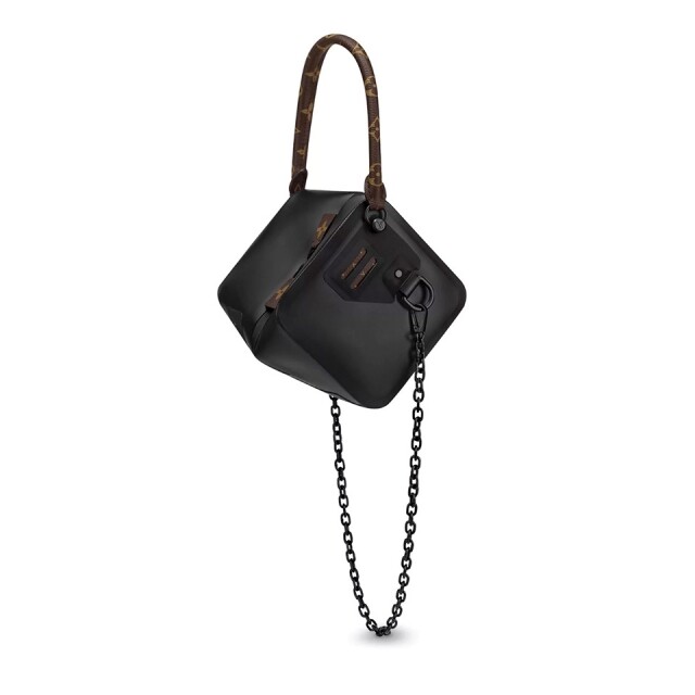 Louis Vuitton Square Bag 方形皮革手袋 $15,500