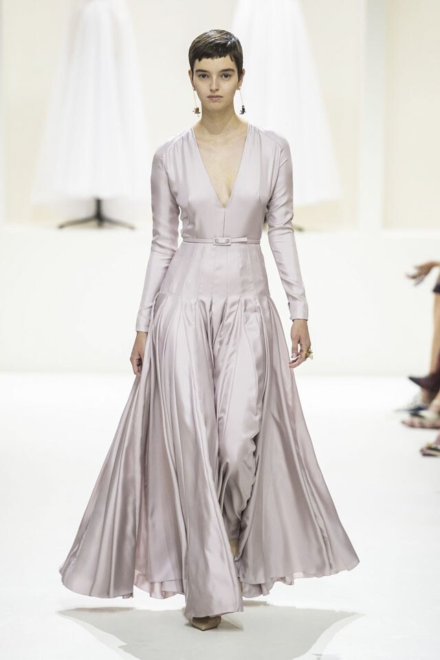 Dior 2018 秋冬高級訂造服系列。 Dior 2018 秋冬高級訂造服系列。