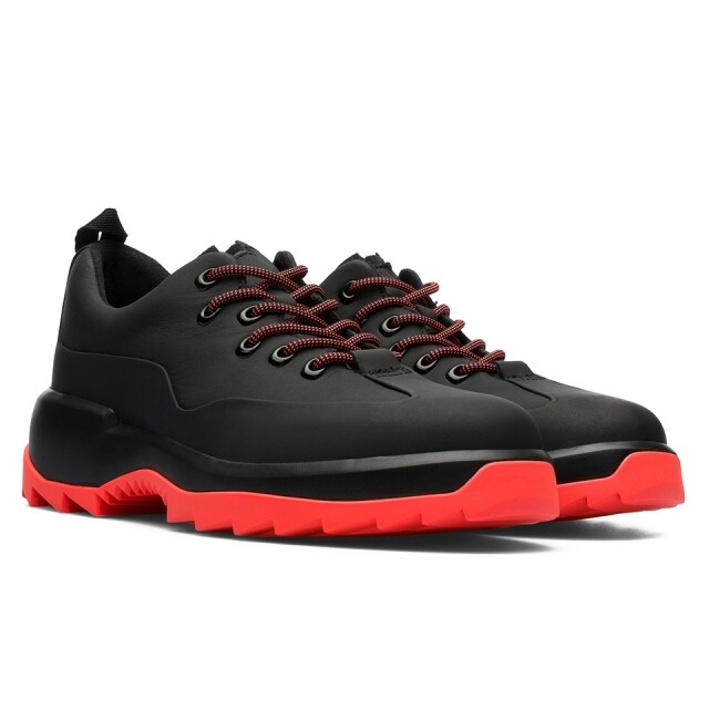 Camper 紅色拼黑色休閒鞋$1,899