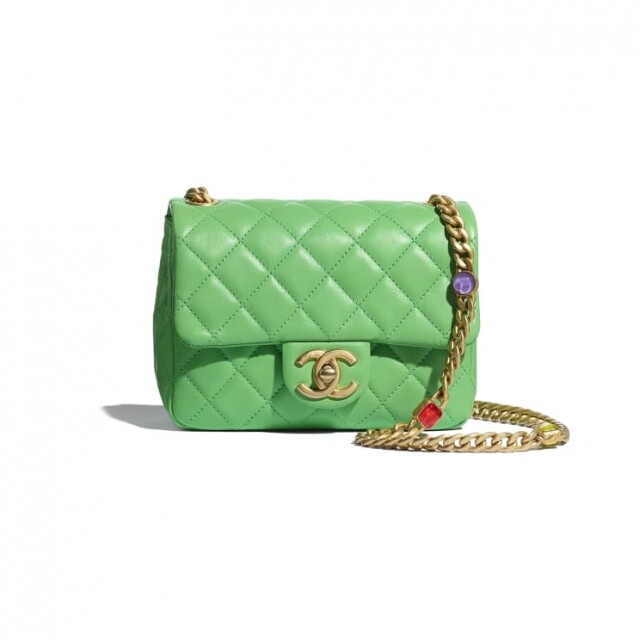 綠色手袋推薦：Chanel Flag Bag 小羊皮手袋