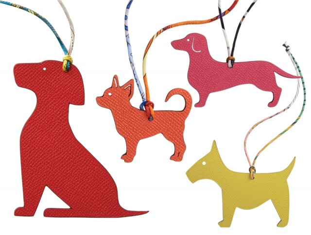 Hermès Petit h 吊飾有多種造型、顏色組合的選擇，如竉物狗