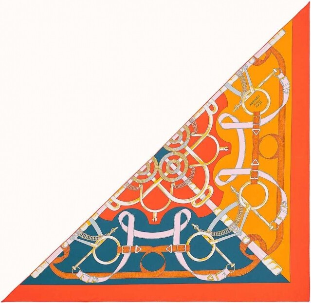 三角形 Hermès 絲巾推薦 三角形 Hermès 絲巾推薦