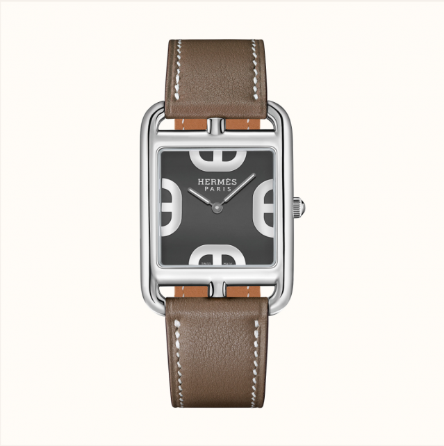 Cape Cod 23 mm 尺寸，是 Hermès 手錶當中較小型號