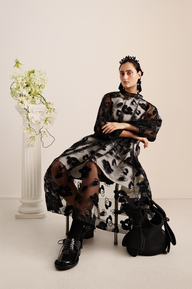H&M x Simone Rocha 黑色薄紗連身裙