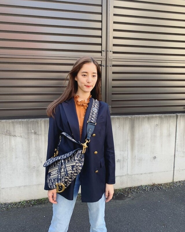 新木優子西裝外套穿搭 新木優子西裝外套穿搭