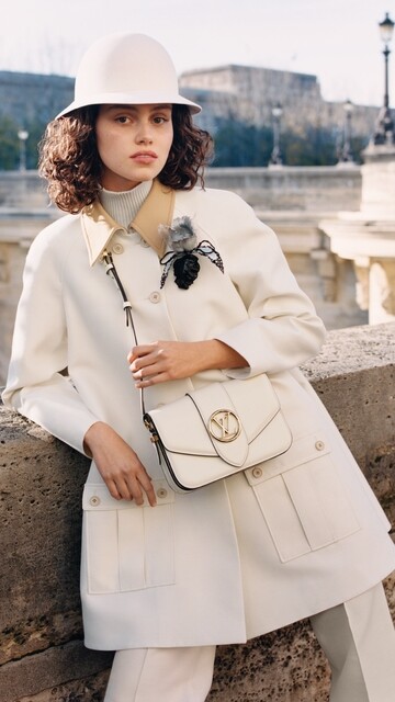 Louis Vuitton 將手袋與巴黎名勝作一次融合。