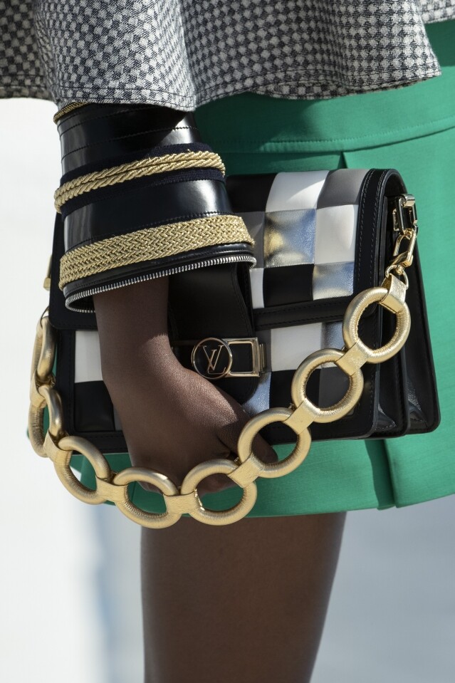 Louis Vuitton Dauphine 系列手袋型格