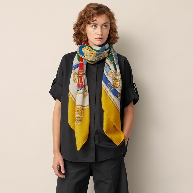 1.Hermès Cavalcadour shawl 140 $9,600