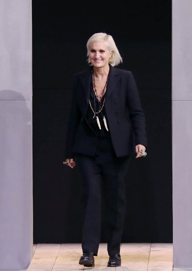 2016 年品牌掀易帥潮，Maria Grazia Chiuri 出任 Dior 首位女創作總監。