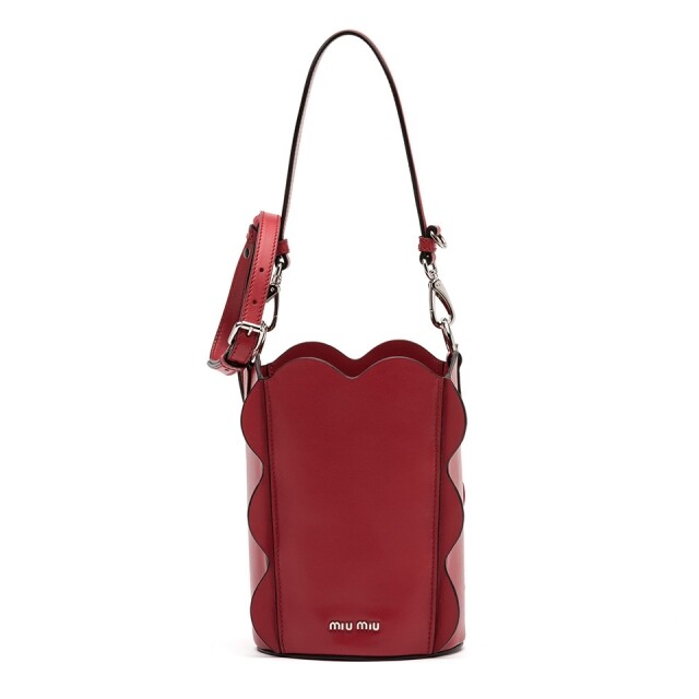 Miu Miu 2018 早春系列紅色 bucket bag $12,400