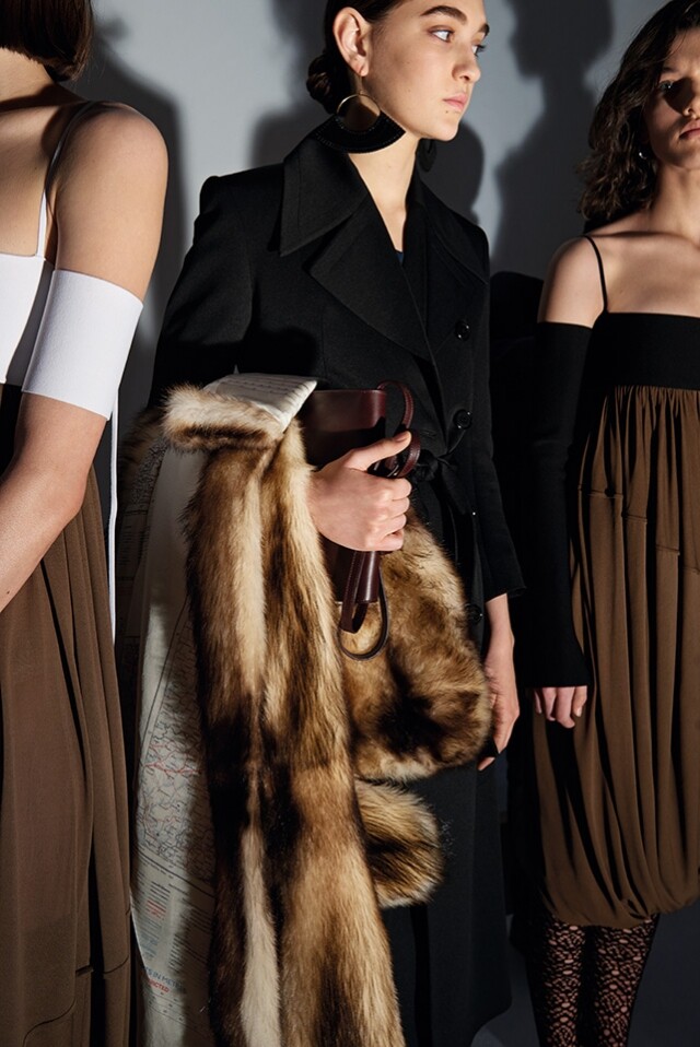 CÉLINE fall/winter 2017。 CÉLINE fall/winter 2017。