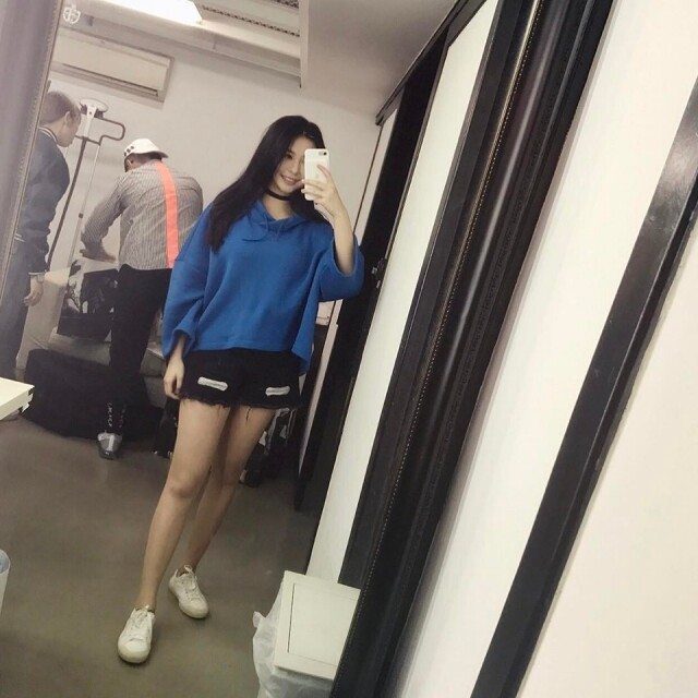 沈月 沈月