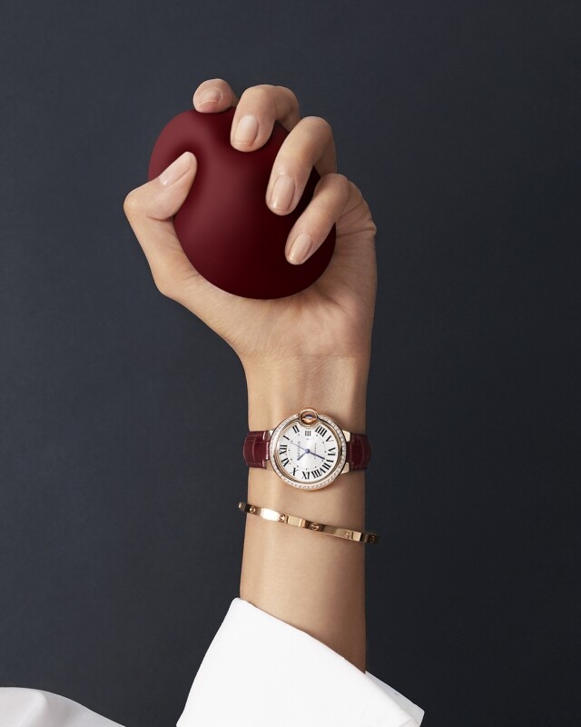 時尚女生必備,Cartier Ballon Bleu 腕錶,經典與優雅並重! 時尚女生必備,Cartier Ballon Bleu 腕錶,經典與優雅並重!