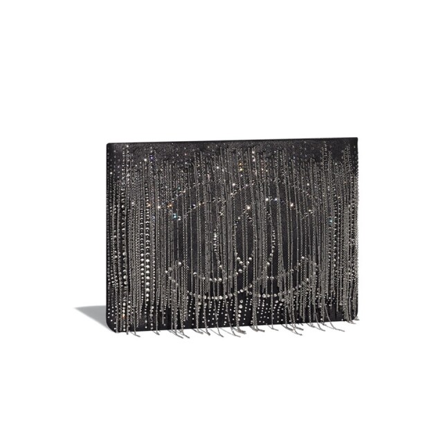 Chanel 2018 春夏系列黑色綴金屬鏈手提包