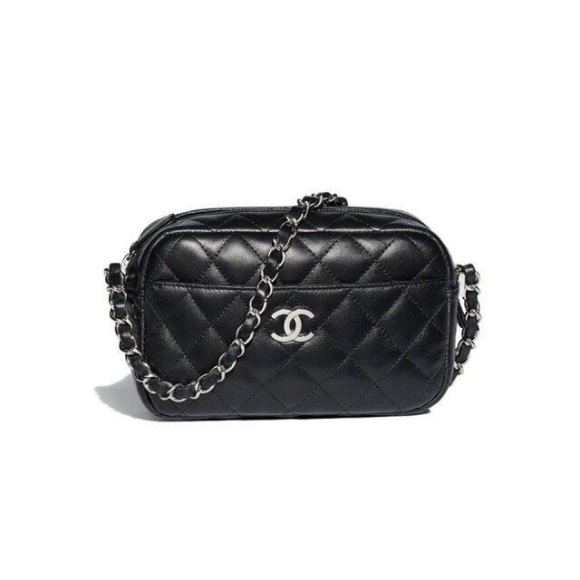 Chanel 2018 春夏系列黑色側揹袋