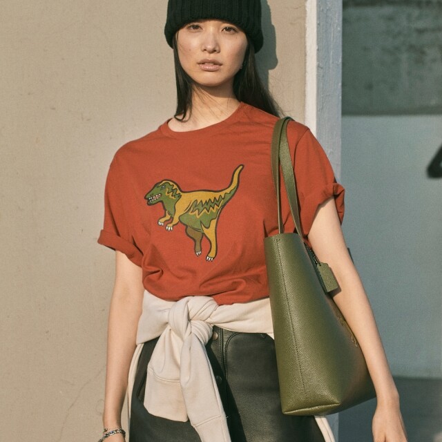 演繹跳脫的時尚玩味 Coach 2019春夏Rexy Capsule系列 演繹跳脫的時尚玩味 Coach 2019春夏Rexy Capsule系列