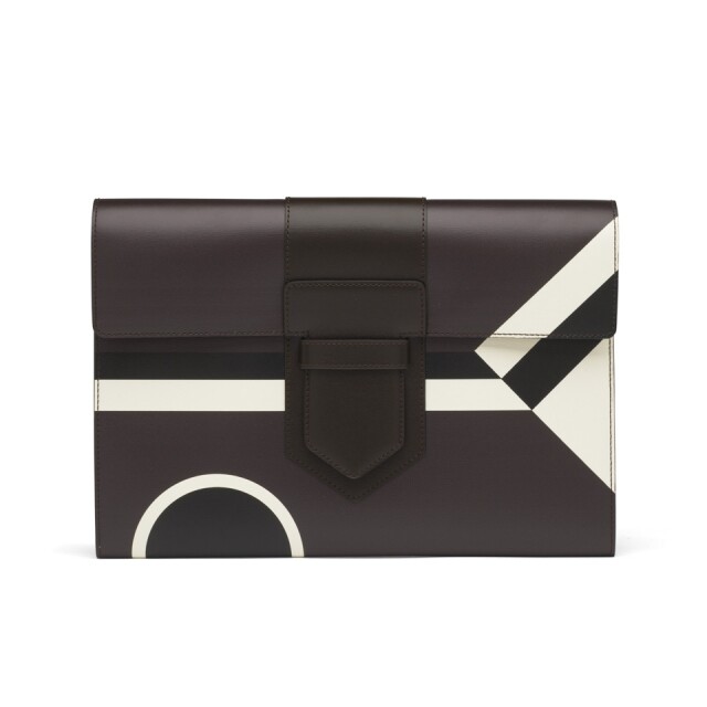 Delvaux 2018 春夏系列黑色圖案 A5 size 手提包 $11,900 Delvaux 2018 春夏系列黑色圖案 A5 size 手提包 $11,900