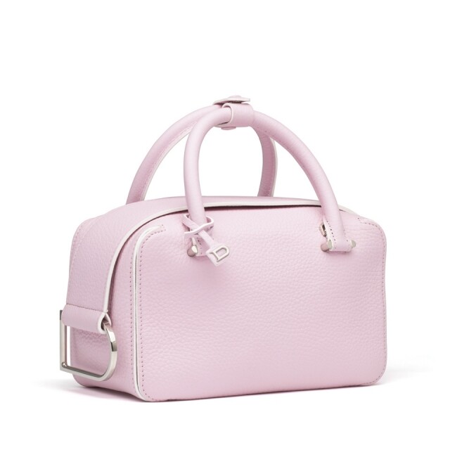 Delvaux 2018 春夏系列粉紅色迷你 Cool Box 系列手袋 $23,800 Delvaux 2018 春夏系列粉紅色迷你 Cool Box 系列手袋 $23,800